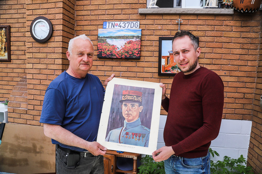 CUPÁKOVCI s generálom Štefanikom- plagát ktory tlačil v Zahraničnej Matici Slovenska Monsignor Fuga