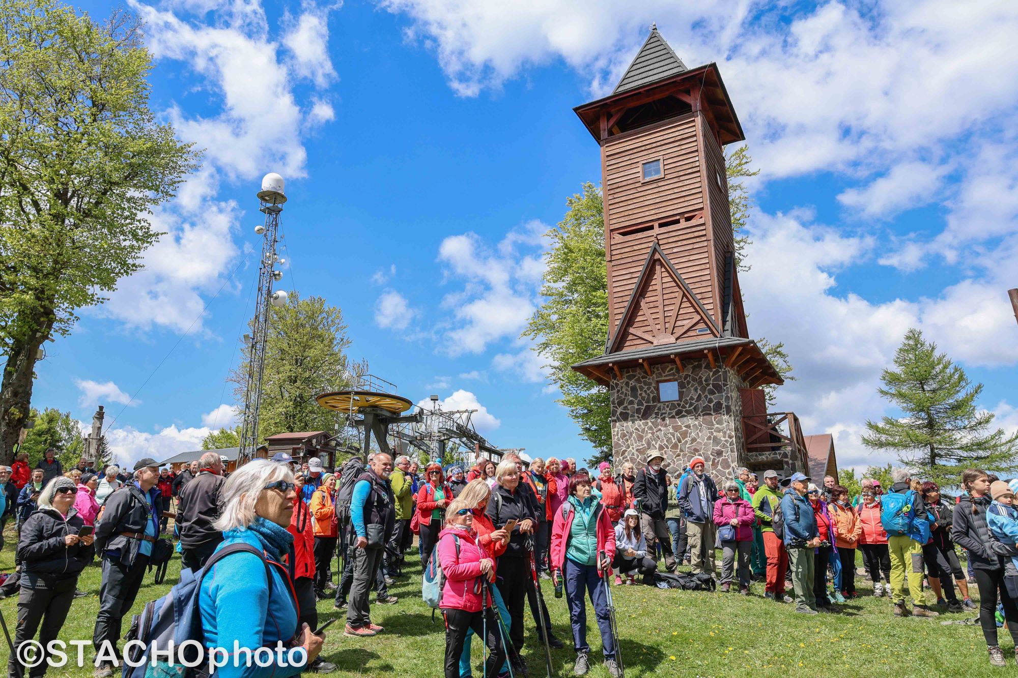 Pod turistickou výhliadkou na Dedovke